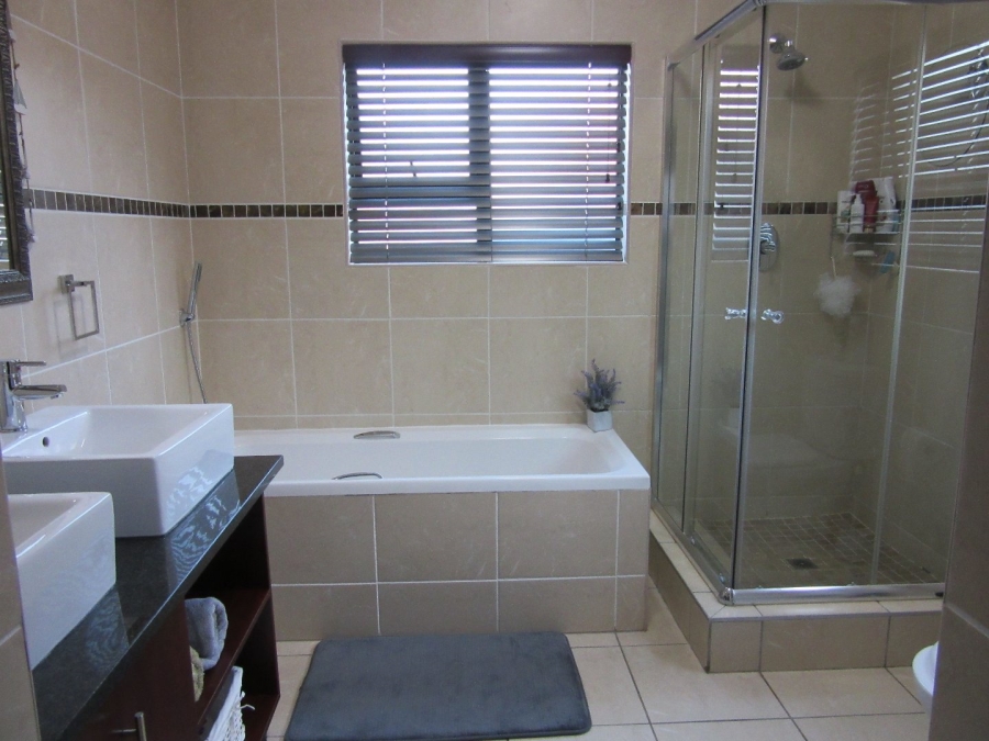 3 Bedroom Property for Sale in Shellyvale Free State